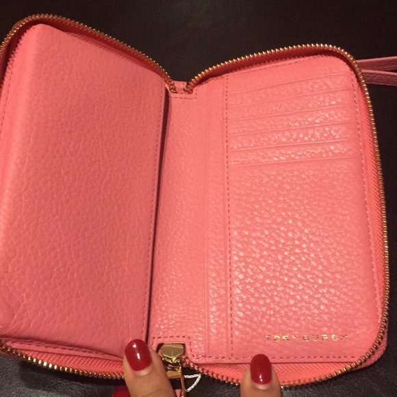 Tory Burch new Cosmo zip wallet - Picture 3 of 6